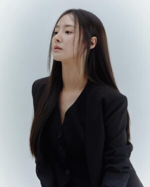 Bae Woo-hee Instagram - #profile @management_bom