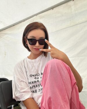 Bae Yoon-jung Instagram - 오늘 오전부터 함께해준 승민이,혜진이,수희 고마워🩵
그리고 열정적으로 수업임해준 그대들 사랑합니다👍
.
.
.
#시포레2024 #노들섬