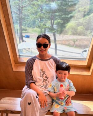Bae Yoon-jung Instagram - 우리의 춘천여행🩵
#34개월아기 #춘천여행#엄마랑아들#재율이네