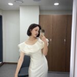 Bae Yoon-kyung Instagram - 👩🏻🤍