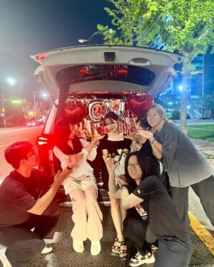 Bae Yoon-kyung Instagram - 고생하셨습니다..❤️👰🏻‍♀️곧 만나아