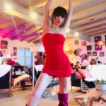 Bai Ling Instagram - Click the link in my bio for new #2024 gifts I made for you in my #fashionshop @bailinghollywoodpopularshop @quarantineromancee Sharing 10 candid photos of me last night in a #stunning #christmas #party which one do you want like? What a #fun #christmasdinner party I had so much fun with my friends, #eating #playingcards #dancing #tellingjokes playing #guitar and just chill … Thank my friends for inviting me, to this #amazing #hollywood house party watching the beautiful city view of #losangeles and just feel the #christmasfeeling of love and contentment of #harmony …….. I love #holidayseason because I get to connect with normal life and people in a very beautiful normal way, I love life when it is in a beautiful harmony , everything seams so natural and at ease, that’s exactly what I had and thats magical to me. Grateful! Cookie: I am not looking, but my heart is open and excited to receiving beautiful magical things, to allow and to welcome another levee of #abundance and new love into my life. I give permission to Angels to show me amazing #miracles in the new 2024. Love from #Hollywood 💝😛🛍 #bailingmovie #fashion #healthylifestyle #bailingfashion #白靈 #白靈電影 #白靈時尚 #白靈的小蠻腰 #positivevibes