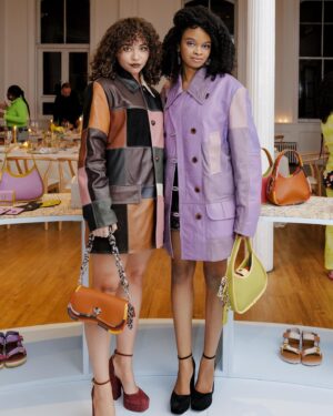 Bailey Bass Instagram - Peek-a-boo. Sustainable fashion got me posting in feed again. Thank you so much @coach for having me. So fun celebrating the DOPEST @coachtopia ;)

p.s. the outfit I’m wearing was made using reused leather💋

p.s.s. I’m also proud to be a new mama to some propagating beauties🌱

Congrats to @mayasideas and @lola.tung and the rest of the sustainable girlies on the @coachtopia campaign !!!

Glam… @jofrancoartistry & @cheryltbergamyhair 

#coachtopia