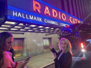 Barbara Niven Instagram - Make sure you watch #AHolidaySpectacular  tonight on @HallmarkChannel! (8pm/7c) Seriously it is one of my favorite Christmas movies ever and I am going to watch it again tonight. We had so much fun at the￼ big premiere in NYC. ￼Here are some of the photos I took from that day getting ready and then that night watching the Rockettes. It was an absolutely breathtaking ￼experience! ￼ You will love this story about going after your dreams, even when they are as crazy as becoming a Rockette! ￼ The script, music, art direction, scene design, and every little detail is perfection. ￼I’m sure you will watch it over and over again too!! Thank you Hallmark for creating this truly spectacular little film and merry Christmas to all of you! ❤️🎄