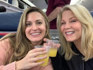 Barbara Niven Instagram - Look who my seat mate is! @brookedorsay We are “cheersing” you… is that even a word? Oh well you know what we mean 😜🤣 We are sending you love and gratitude￼￼￼! Thanks for watching our work, you make it possible to live our dreams. Please never give up on your own dreams too. Anything and everything is possible if we support each other. ❤️￼￼#countdowntochristmas #AHolidaySpectacular