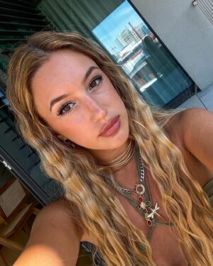 Bárbara Parada Instagram - Sunkissed and some freckles☺️