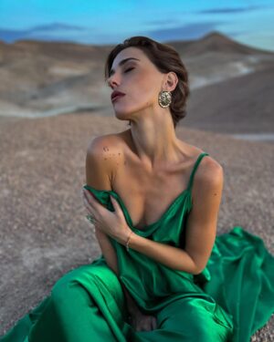 Barbara Opsomer Instagram - Find yourself 💚