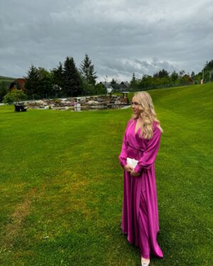 Barbora Krajčírová Instagram - Wedding weekend to bol… a ja pridávam až dnes 😃 nevadí… moje tempo je posledné týždne žalostné 🫢 ale viete ako… skúškové v plnom prúde ☀️