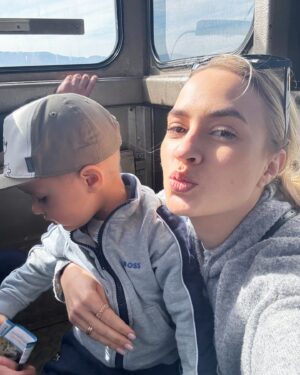Barbora Krajčírová Instagram - Mama s boy 🩵💙🩵 #kristian #myson