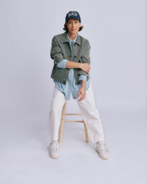 Barbora Strýcová Instagram - Překračujeme s Vincentem hranice generací a stylů 🌟 💙 
Stala jsem se ambasadorkou kolekce Gap Icons - denim, který je pro každého z nás, protože je jak pro všechny generace, tak i v unisex stylu. Takže od hřiště až po městské ulice, GAP nás drží ve stylu a spojení. 🙏🏻

#DenimForAll #DenimProvsechnygenerace #GAP #GAPIcons

Děkuju nejvíc:
@benediktrenc 
@hristinageorgievska 
@filipvanek
@matous_