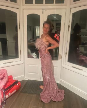 Barbora Strýcová Instagram - Za ten rok jsem toho stihla vcelku dost. Díky, 37! 

38, here we come!