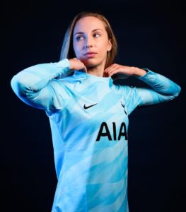 Barbora Votíková Instagram - I am so excited to announce, that I’ve signed with Spurs! @spurswomen 💙🤍 #coys