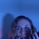 Barbora Votíková Instagram - Surprise surprise. Vaše oblíbené produkty třeba ze sekce self care za nejlepší ceny najdete na @heurekacz ! Překvap sebe nebo svoje blízké třeba produkty ze sekce péče. #ValentynSurprise #vybirejuzasne #heurekacz #ad