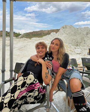 Barbora Votíková Instagram - znáte moji ženu? pěkná, co?