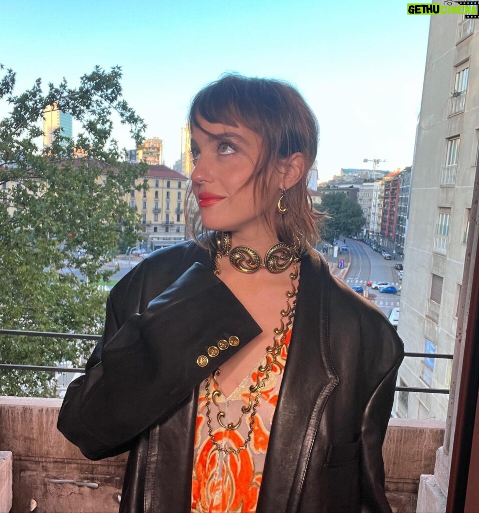 Beatrice Grannò Instagram - 🧡 Before CNMI Sustainable Fashion Awards with the most beautiful attitude look by @etro from #EtroNowhere @marcodevincenzo Stylist @valeriajmarchetti mua @cgonzalezbeauty hair @jennychohair @42west @newstandardbranding