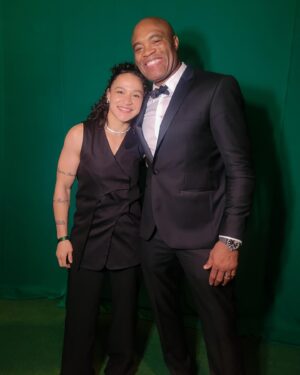 Beatriz Ferreira Instagram - Uma noite histórica para o boxe brasileiro, o Grand Finale de @spiderandersonsilva, foi incrível viver o Spaten Fight Night! 

@spaten_br #SpatenFightNight #UltimaLutaSpider #EstiloForteSpaten #Publicidade #BebaComModeração