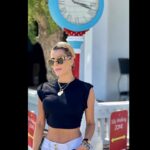 Beatriz Morayra Instagram - El Reloj ⏰ no Para…! Vive 🙌🏻 Agradece 🤲🏻 #jueves #tbt #tbt🔙📸 🫶🏻 #BeatrizMorayra 💅🏻