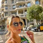 Beatriz Morayra Instagram - Cada quien a su ritmo a su estilo y a su felicidad 💅🏻🇪🇸💃🏼 #barcelona #barcelona🇪🇸 #beatrizmorayra 😉 cuál es tu 🎶 ritmo?