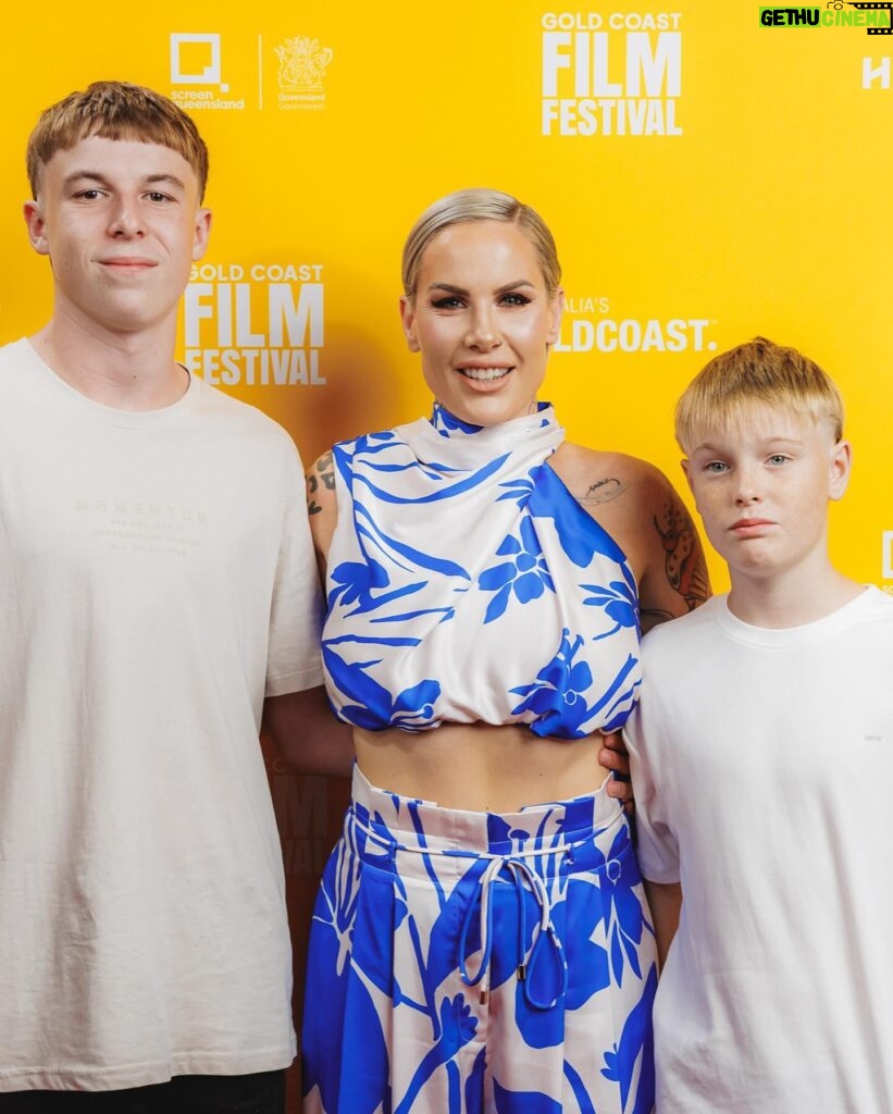 Bec Rawlings Instagram - What an amazing night 🤩🎥 thank you so much to everyone that came to watch the world premiere of Fight To Live last night @gcfilmfest ❤️