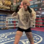 Bec Rawlings Instagram - Who wants some smoke 💨 #boxing #bkfc #eitheror