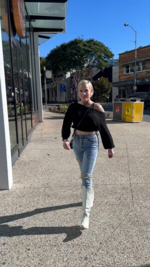 Bec Rawlings Instagram - Well Color Me Happy.