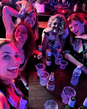 Becca Scott Instagram - Flexin on the fact my friends are so smokin, line dancing at @stud.country