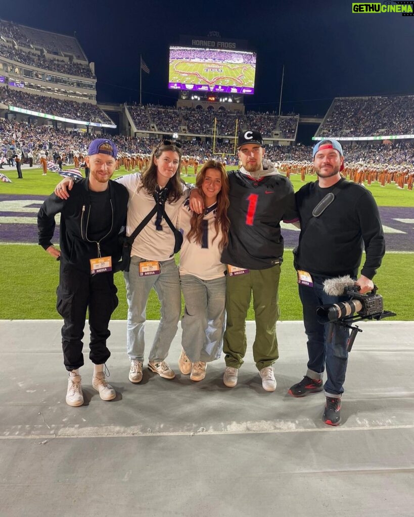 Becky James Instagram - HOW BOUT THEM COWBOYS 🤠 thank u @nfluk for an mental trip with stunning company (including reece) keep an eye out for some unhinged content coming to NFL soon xx 🇺🇸