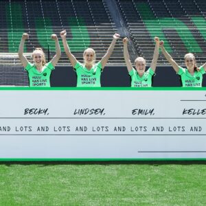 Becky Sauerbrunn Instagram - Hulu's paying us lots and lots and lots of dollars to tell you that #HuluHasLiveSports. Watch us in the World Cup this summer - live on @hulu! #TeamHuluSellouts #HuluSellouts #ad
