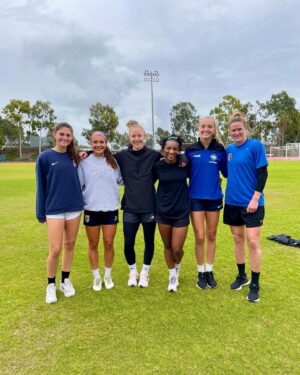 Becky Sauerbrunn Instagram - The #RealOffSeason

featuring: Mia, Marley, Crystal, Shae, Alyssa
not pictured: Alana, Sanchez, Foxy, Sofia