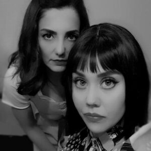 Begüm Çağla Taşkın Instagram - ¿Why so serious? cause.. #imabitchimabossimashinelikegloss 🤫
#tbt❤️