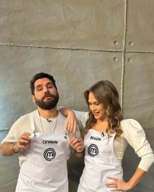 Begüm Öner Instagram - Ama çok eğlenmedik mi🤘🏻✌🏻 
#mastercheftürkiye 
#tv8