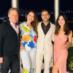 Belçim Bilgin Instagram - Thanks to Turkish actress @belcimbilgincom for the warm welcome to Istanbul. Belcim is one of the top actors in Turkey and recently shared this on her insta: “Since 2015 when I was feeling lost, Vishen and @mindvalley’s vision opened a door for me to rediscover myself and open new horizons. “ I was in Turkey with my team for a retreat for CEOs and Founders and Belcim was so kind to organize an amazing dinner for our team in a grand villa overlooking the majestic Bosphorus. Turkish hospitality at its best. 🇹🇷 Thanks for treating us so well @belcimbilgincom.