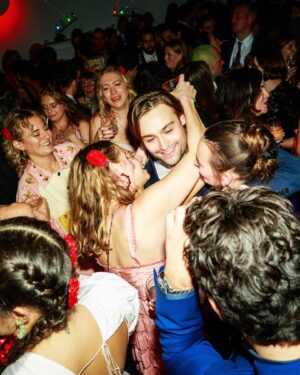 Bel Powley Instagram - Wild Nights - Wild Nights!
Were I with thee
Wild Nights should be
Our luxury! 

💕 28 • 10 • 23 💕