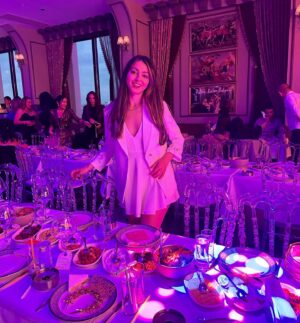 Belemir Temizsoy Instagram - #belogelinoluyor👰🏻
#bridetobe 🤍
