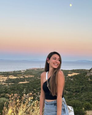 Belemir Temizsoy Instagram - Bi yaz bitmesin birde sondaki gülüşümüz hiç eksilmesin 🌞
