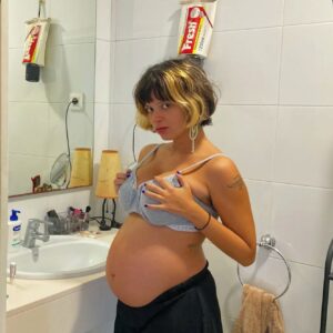 Belén Barenys Instagram - el amo’ e’ cmo lo’ impuesto’: lo’ paga’ sin sabe’ onde va el dinero, xro confía’ en el sistema del <3
