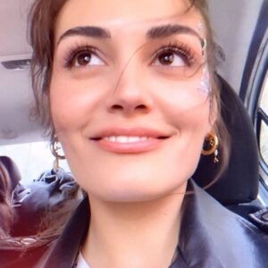 Belgin Şimşek Instagram - Yaz geldiiii 🫠🧚🏻‍♂️🐣