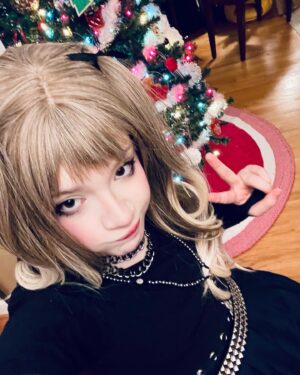 Bella Higginbotham Instagram - misa amane closet-cosplay :)

first time posting any cosplays on this account i hope you like it ‼️
•
•
•
•
•
•
#cosplay #closetcosplay #deathnote #misaamane #misa #apple