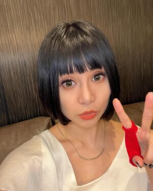 Beni Ninagawa Instagram - いやぁー弾いた弾いた！
Zepp羽田ファンクラブイベント2部公演ありがとうございました！！
みんなの声援に元気もらいました。
引き続きよろしくお願いいたします。