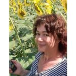 Bennu Yıldırımlar Instagram - 2021 yazından… yangınlardan önceki günlerden🌻🌻🌻 @nilayyazicioglu 📸