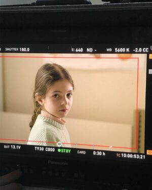 Beren Gençalp Instagram - ECE……..
Ben ECE karakterini çok severek oynadım.Yine çok şey öğrendim ve birçok anı biriktirdim🥰Başta yapım şirketimiz @mfyapimtv ‘ye, canım yönetmenim VOLKAN KESKİN hocama,çok değerli oyuncu büyüklerime,tüm set ekibindeki ablalarım ve abilerime, bizi severek izleyen herkese, oyuncu koçlarım ve pedagoguma çok ama çok teşekkür ederim🥰♥️🥰 Sizleri çok seviyorum♥️♥️♥️ 

@evlilikhkhersey @mfyapimtv @foxturkiye @izmirguzeliajans @istanbulcocukajansi
