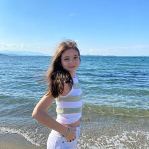 Beren Gençalp Instagram - Herkese Mutlu Pazarlar 🥳🥳🥳💙💙💙