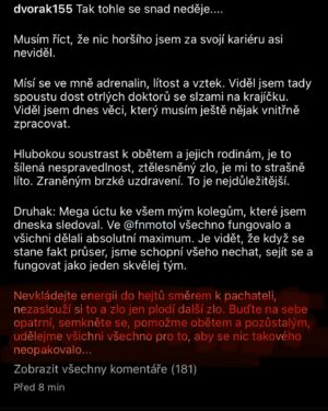 Berenika Kohoutová Instagram - @dvorak155 to pojmenoval přesně, ale stejně mi to nejde. Ten hnusnej obličej toho člověka vidim furt před sebou. Vůbec jsem ho nechtěla vidět. 

Díky za úžasnou práci záchranařů, nejúpřímnější soustrast všem nicnechápajícím pozůstalým, sílu přeživším a ostatním - božemůj, opatrujte se.