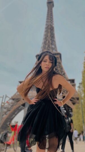 Berna Üçkaleler Instagram - Paris’te 2. Gün. Muhteşem anılar biriktirmeye devam🥂
.
.
.
.
.
.
#paris #reels #saintgermain #eifel #seine #me #holiday #videography #photooftheday #fashion #fashionstyle #parisfashion #parissaintgermain #travel