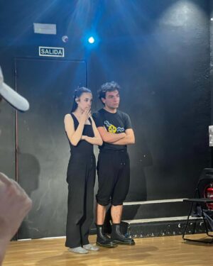 Berta Castañé Instagram - 1- en el portal de mi expiso
2- con @naiaramore en el concert de @muchomungoband 
3- “Ismena y Antígona”
4- l’aniversari de la mamiiii 
5- la concentración de @maaggiegarcia e @iker.urgoiti en clase de @claudiotolcachir 
6- el ojo pollo (ya está mucho mejor)
7- intento de foto artística 
8- cosas que pasan en las clases de @vanessarasero 
9- de inparty
10- con las mejores personas de todo fcking Madrid