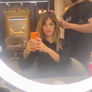 Beste Kökdemir Instagram - Level 1 : seksi ve öfkeli 
Level 2 : blondi ve umutli (lazca)
#reklam