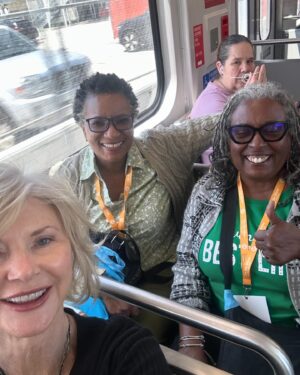 Beth Broderick Instagram - On the train with folks from the “ On the Go “ conference .  A great group to speak to! @metrolosangeles #gometro #keynotespeaker