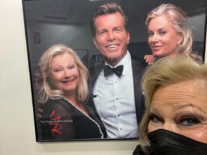 Beth Maitland Instagram - Favorite spot in the big hall at TV City. Let the shenanigans begin. @youngandrestlesscbs @cbstv #actorslife4me