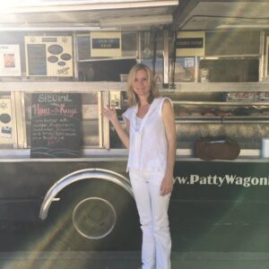 Beth Littleford Instagram - On my first two trips to the polls, there were hour-long waits. By my third try, the #PattyWagon food truck had come to feed the voting masses. Voted & lunched at the same time #Multitasking #GetOutTheVote