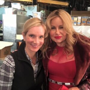 Beth Littleford Instagram - #BTS at #2BrokeGirls with the lovely and hilarious @theofficialjencoolidge.  I'll be on the show tonight at 9 on #CBS